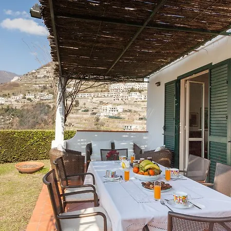 Garden House 公寓 *